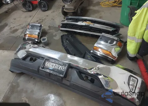 2018 Chevrolet Silverado 1500 1Lt из США, поврежденный, VIN 1GCVKREC8JZ236979